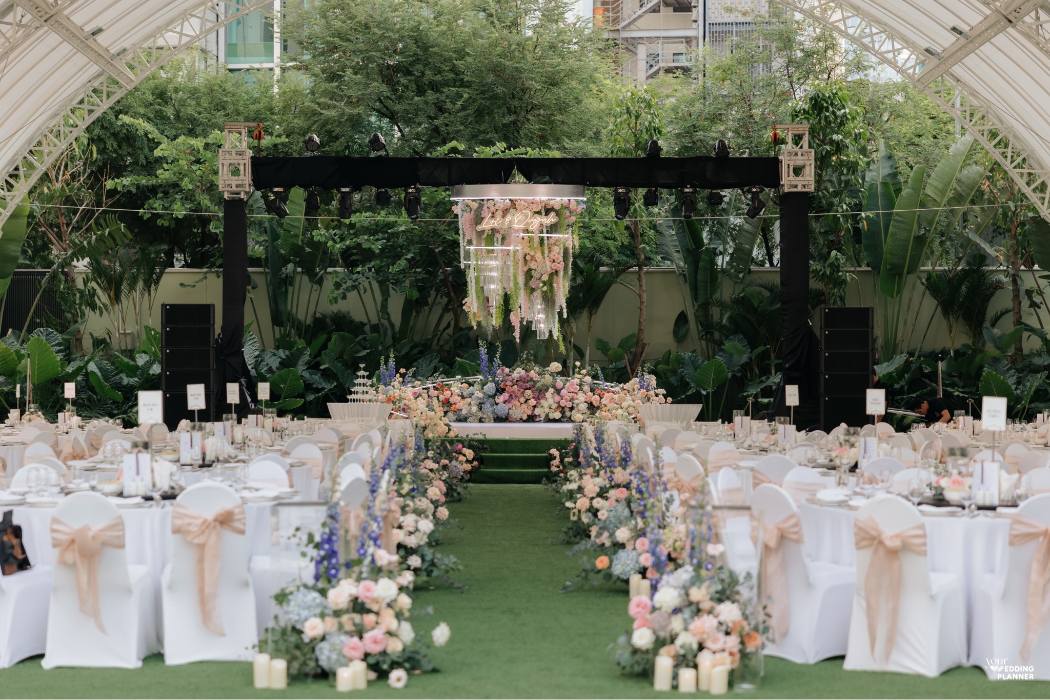 TỔ CHỨC TIỆC CƯỚI SÂN VƯỜN TẠI SÀI GÒN 2026